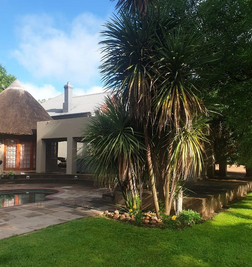 6 Bedroom Property for Sale in Harmonie Eastern Cape